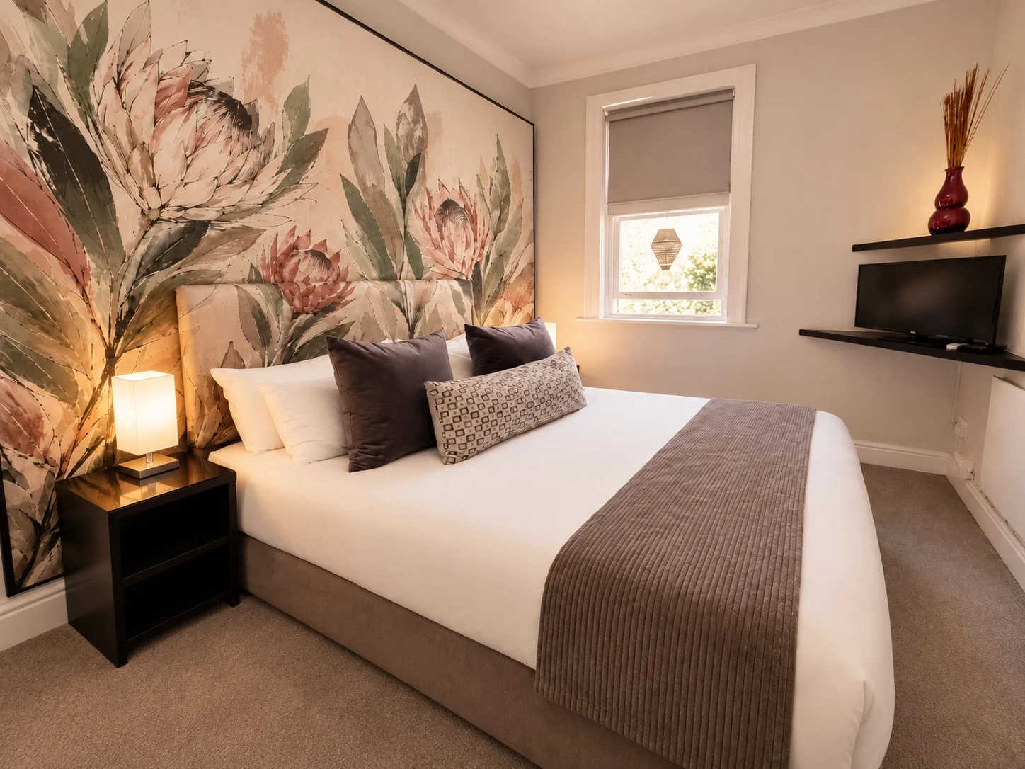 room-4.webp
